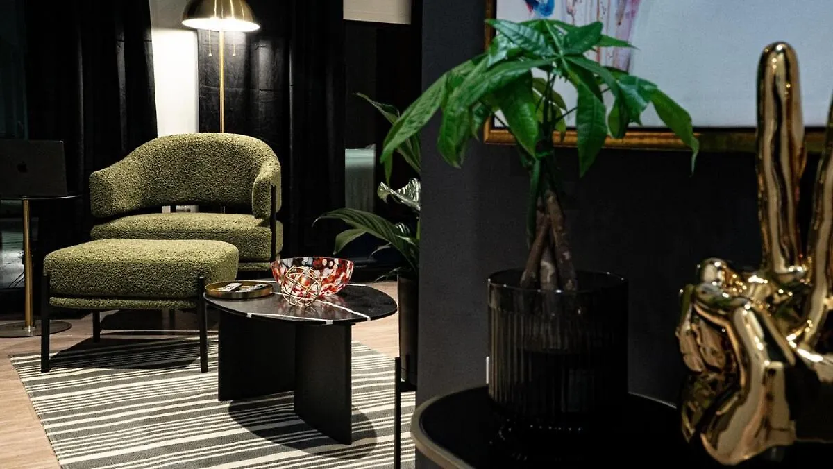 아파트 Ybor City Pool View King Suite 탬파